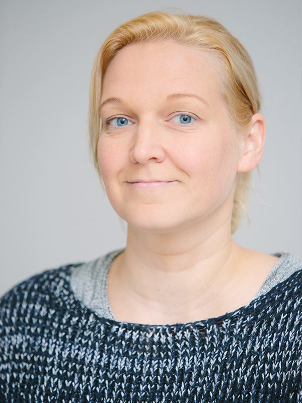 Portrait-Foto von Dr. Katharina Alt, Team-Mitglied für die KMU6 der EKD.